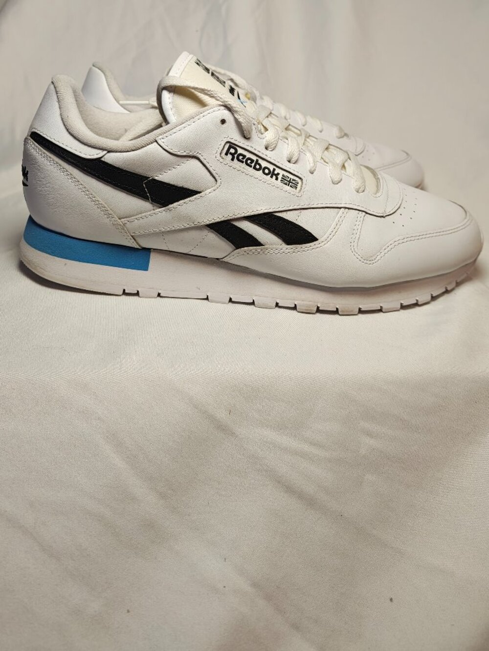 Size 11.5- Reebok Classic Leather OG " My Name Is" - Radiant Aqua !Worn 4 times!